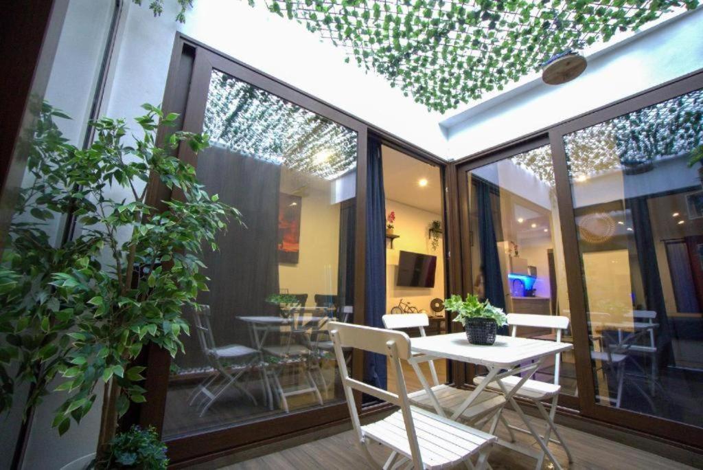 Rentalsevilla Looks Pretty And Modern Exteriör bild